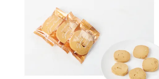 Buttery Cashew Shortbread Cookies