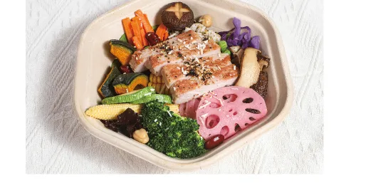 Juicy Smoked Chicken Leg Power Bowl